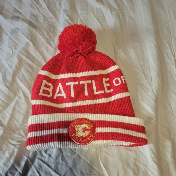 Calgary Flames 2023 Heritage Classic Fanatics NHL Hockey Beanie/Toque - Picture 1 of 2